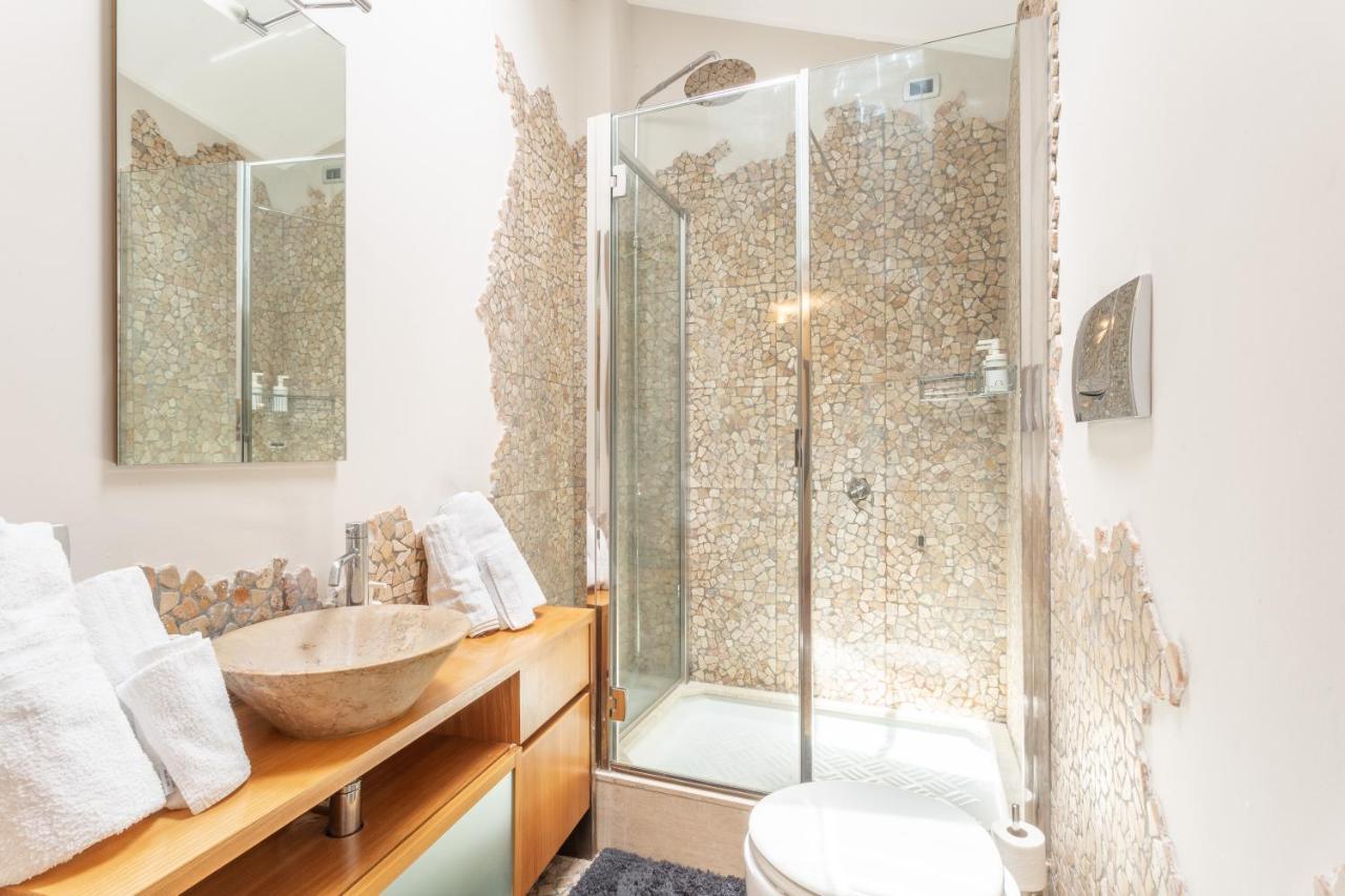 Suite Alzaia By Icasamia It Milan Bagian luar foto